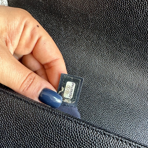 Navy Chanel boy bag. Caviar, chevron, PHW , new medium - Picture 7 of 7